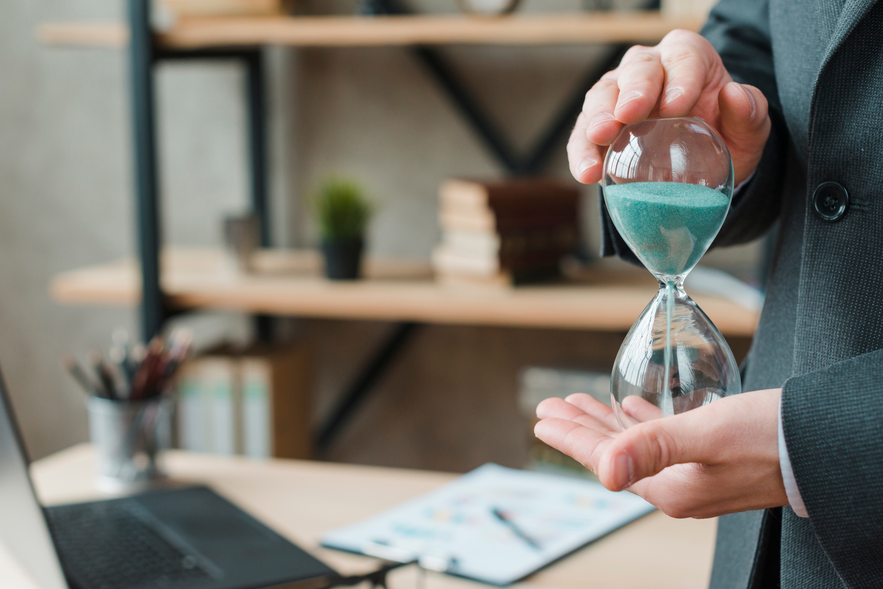 Como Escapar da “Armadilha do Tempo” e Acelerar o Crescimento da sua Consultoria sem Sacrificar sua Qualidade de Vida